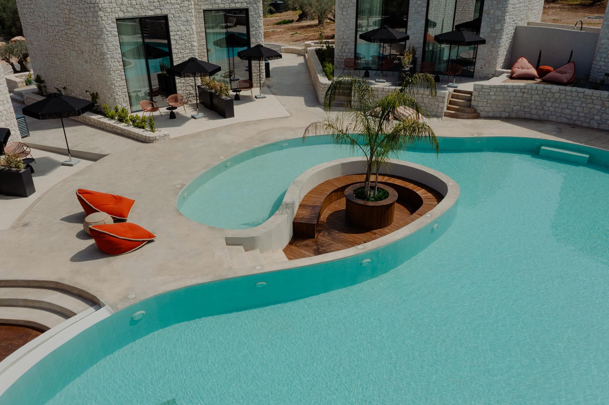 DJI_0741 &Pi;&omicron;&lambda;&upsilon;&tau;&epsilon;&lambda;ή Pavilions & &Beta;ί&lambda;&epsilon;&sigmaf; &sigma;&tau;&omicron; &Nu;&alpha;ύ&pi;&lambda;&iota;&omicron;