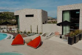 DJI_0745 &Kappa;&alpha;&lambda;ώ&sigmaf; ή&rho;&theta;&alpha;&tau;&epsilon; &sigma;&tau;&alpha; Kyklio Pavilions &sigma;&tau;&omicron; &Nu;&alpha;ύ&pi;&lambda;&iota;&omicron;