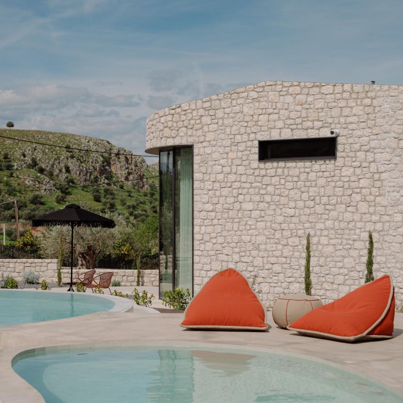 DSC_0017 &Pi;&omicron;&lambda;&upsilon;&tau;&epsilon;&lambda;ή Pavilions & &Beta;ί&lambda;&epsilon;&sigmaf; &sigma;&tau;&omicron; &Nu;&alpha;ύ&pi;&lambda;&iota;&omicron;